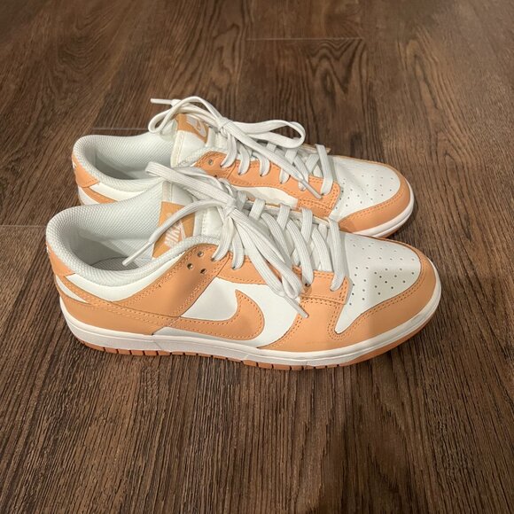 Nike Dunk Low ‘Harvest moon’ - Picture 1 of 4